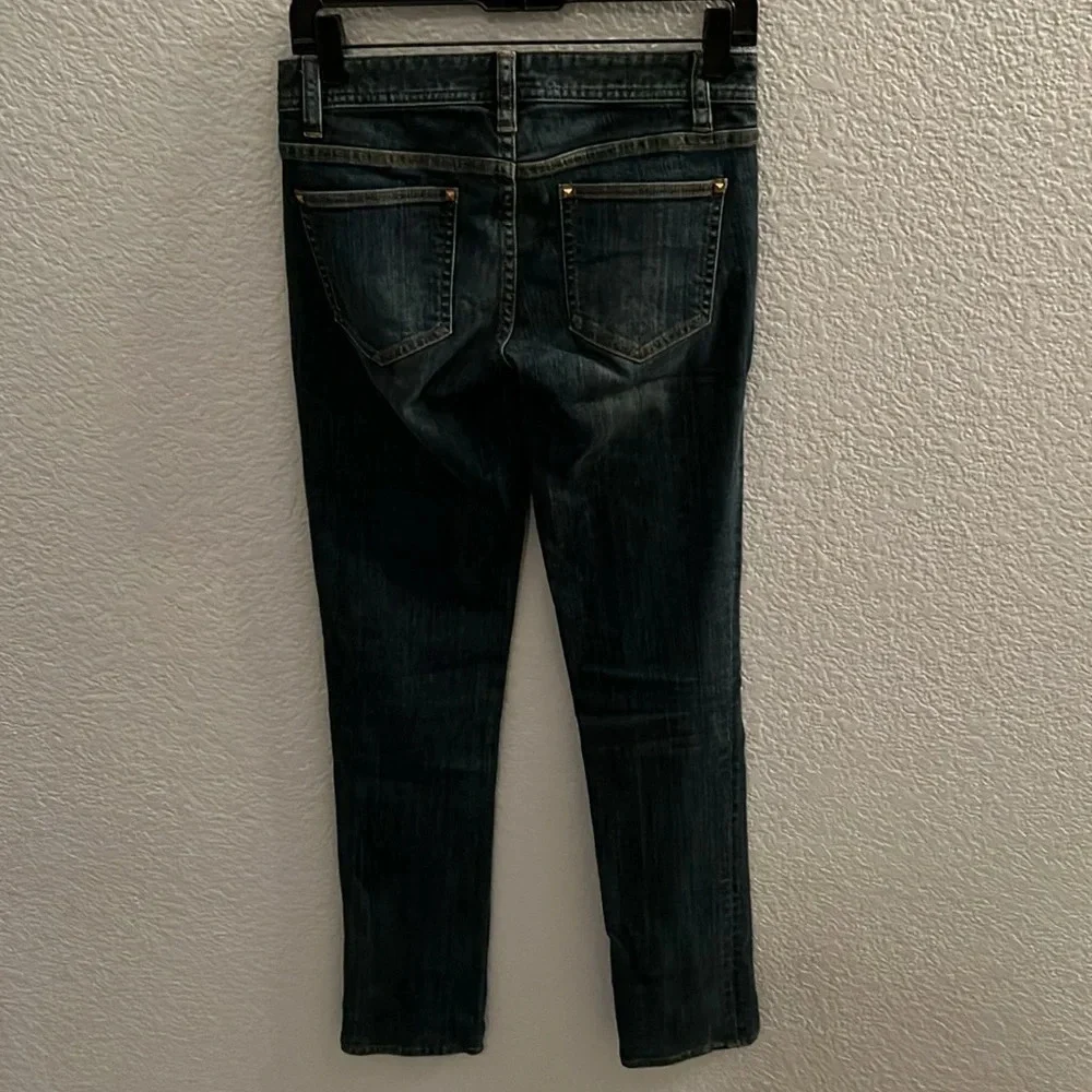 TORY BURCH Dark Wash Gold Logo Hardware Low Rise Super Skinny Jeans SIZE 25